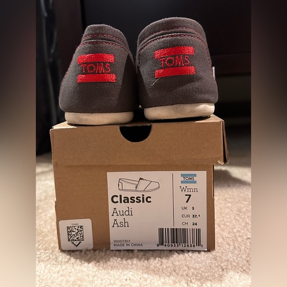 Limited Edition Audi Toms - Picture 2 of 5